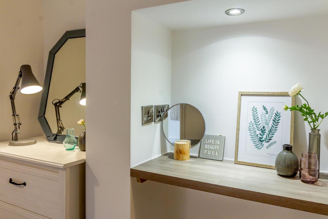Beautiful 1 Bed Apartment In The Heart Of Matlock มัทล็อก ภายนอก รูปภาพ